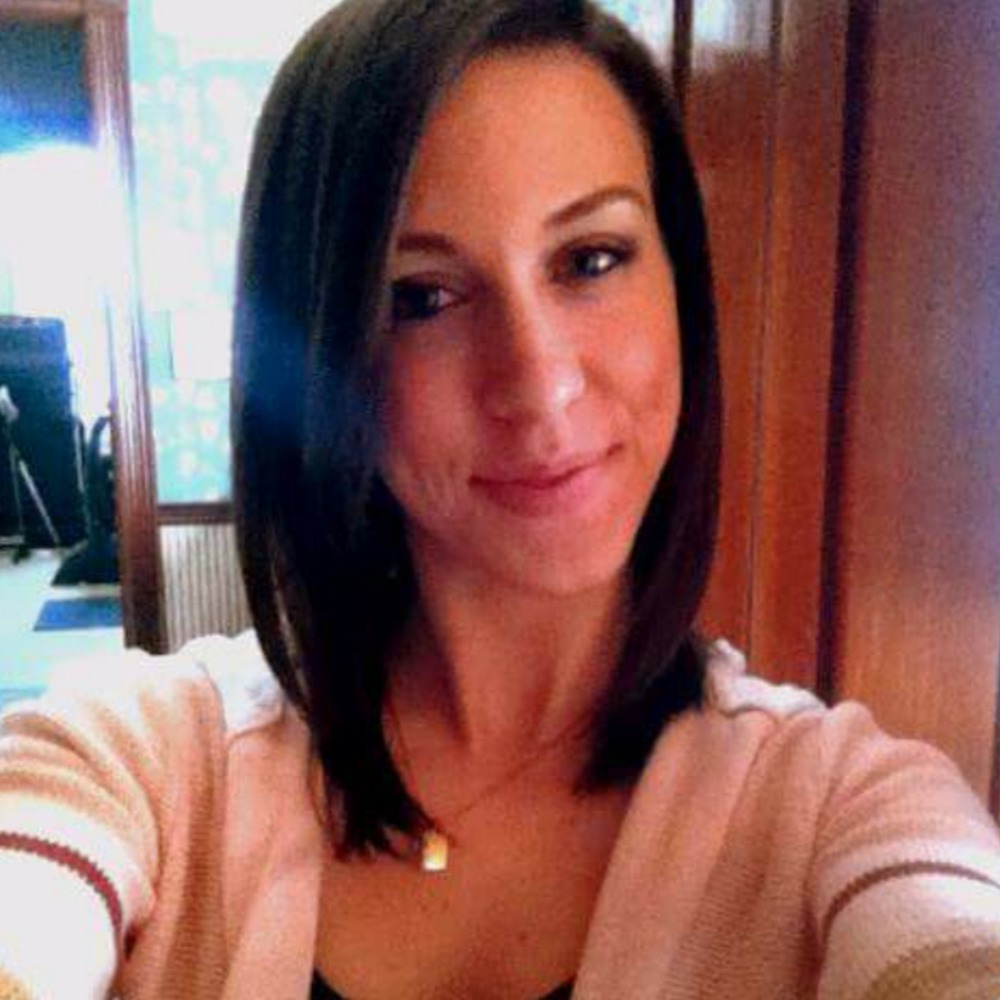 Meet your Posher, Julia